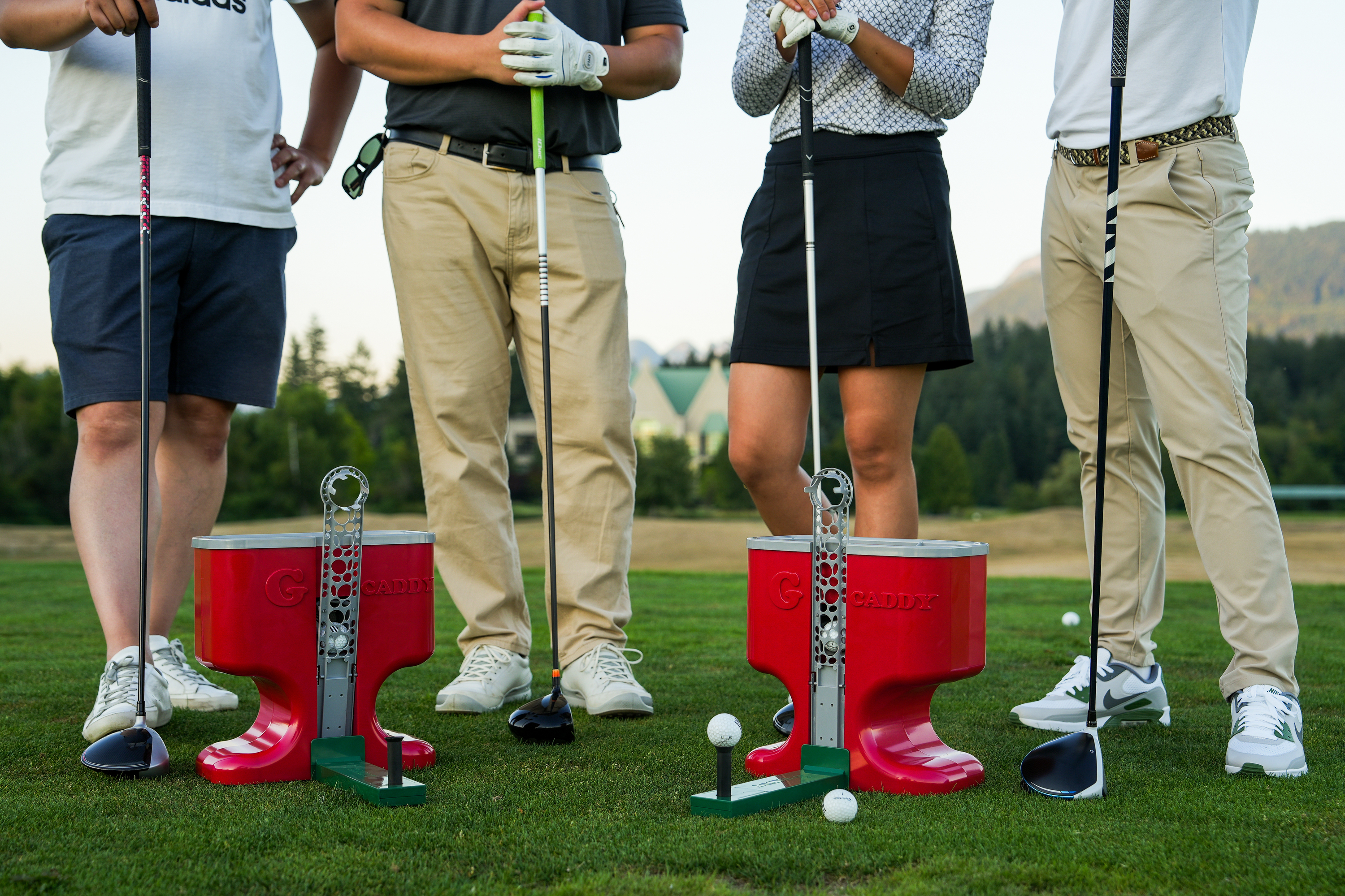 Gravity Caddy Canada | Gravity-Powered Golf Ball Dispenser